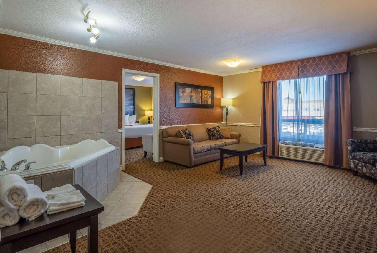 Super 8 By Wyndham Edmonton International Airport Hotel Leduc Kültér fotó
