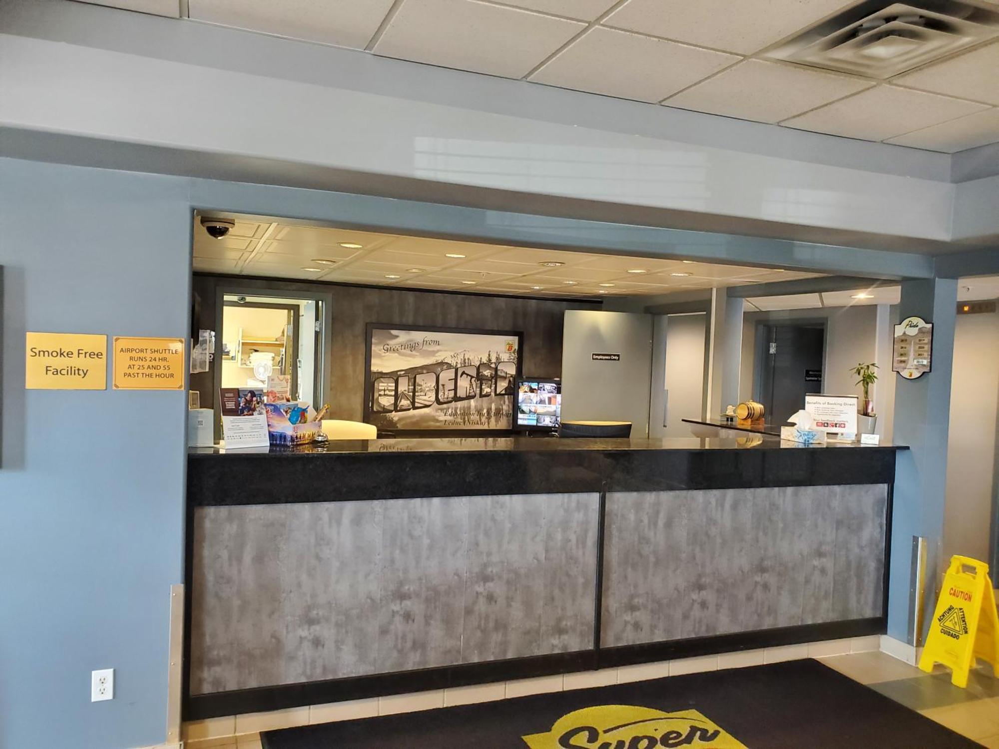 Super 8 By Wyndham Edmonton International Airport Hotel Leduc Kültér fotó