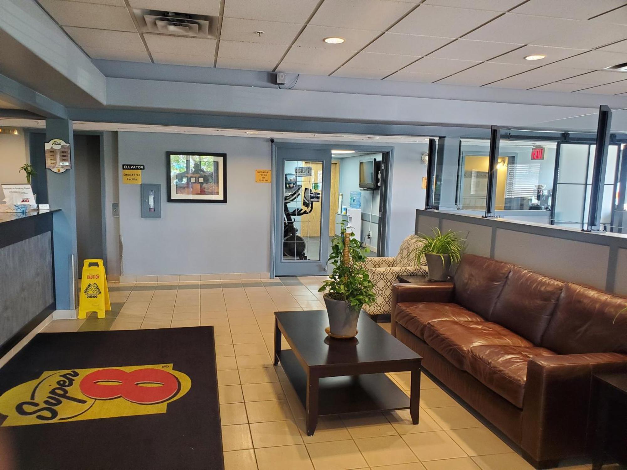 Super 8 By Wyndham Edmonton International Airport Hotel Leduc Kültér fotó